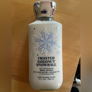 Frosted Coconut Snowball Lotion